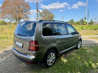 Volkswagen Touran 1.9 TDi 7-miestne Facelift - 3