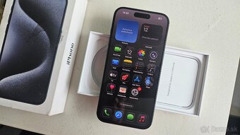 Apple iPhone 15 Pro 128GB - drobná chyba, aj vymením - 3