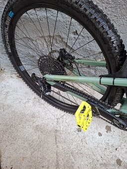 Predám focus thron 29 L - 3