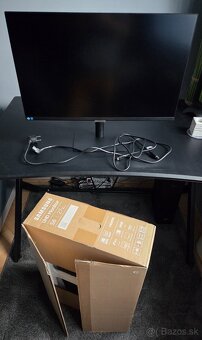 27" Samsung ViewFinity S80A - 3