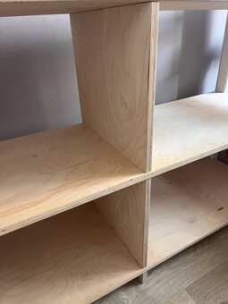 Regal na hracky -domcek. Zn. Benlemi - 3