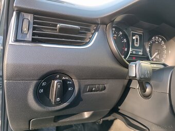 Škoda Octavia Combi 3 CNG 2015 - 3