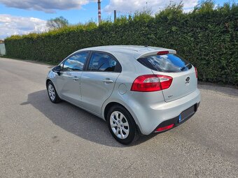 KIA RIO 1.25 benzín = najazdené 43 074km - 3