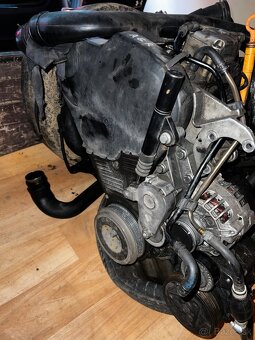 Predám motor 1.9tdi 66kW AGR - 3