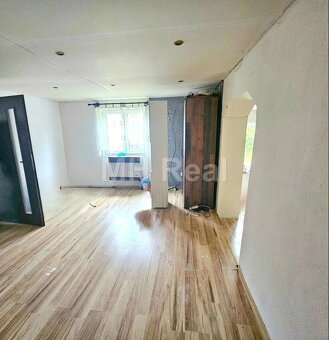 BUZICA - RD s Letnou kuchyňou Pekné prostredie - 3