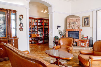 UNIKÁTNA VILA S PRESTÍŽNOU ADRESOU V MOLDAVE - 3