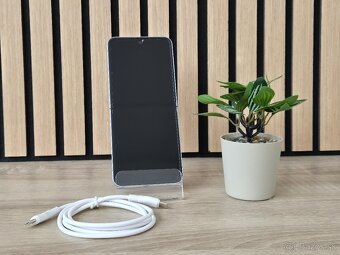 Samsung Galaxy Z Flip6 512GB Blue | ZÁRUKA - 3