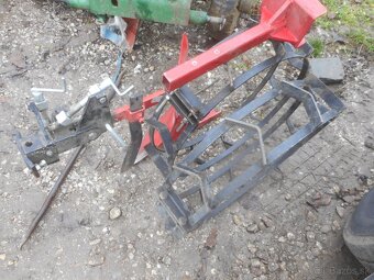 Malotraktor ROBOT s prislusenstvom - 3