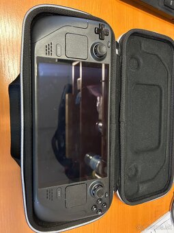 Steam deck oled - 3