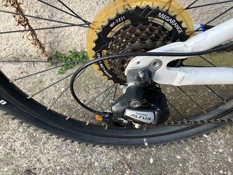 Bicykel Cube Team 24 - 3