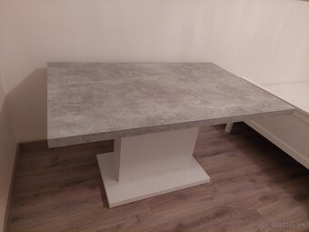 Jedálenský stôl - 3