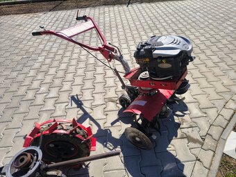 Predám Vari systém záhradného vybavenia B&S 675EX - 3