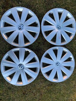 puklice na plechové disky R15;R16 originál vw - 3