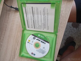 Hry na Xbox a PS 4 - 3