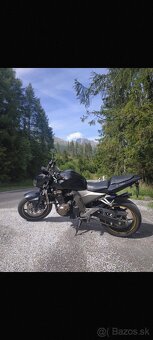 Kawasaki Z750 - 3