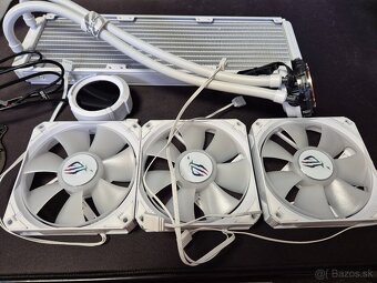 vodný chladič ASUS ROG STRIX LC III 360 ARGB - 3