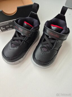 Jordan courtside 23 - 3