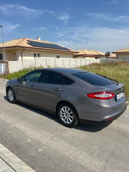 Ford Mondeo 2.0 TDCi titanium mk5 - 3
