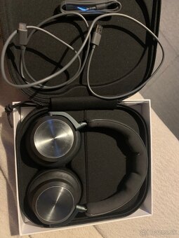 Sluchadla Bang and Olufsen Beoplay HX - 3