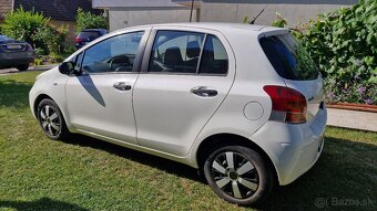 Toyota Yaris 1.0 51-KW Najazdené 132000-km - 3