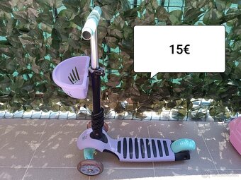Odrážadlo, hračky a iné potreby pre bábätko - 3
