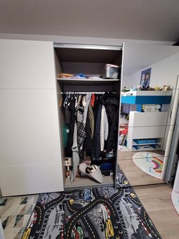 Veľká šatníková skriňa - 3