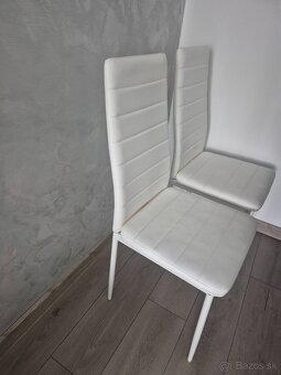 4 ks jedálenských stoličiek - 3