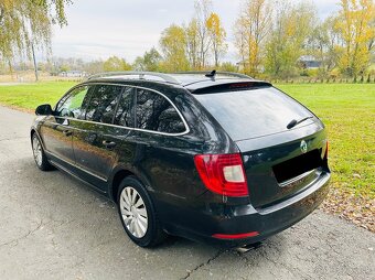 Škoda Superb 2 Combi 2.0 TDI 103Kw 2010 Elegance - 3
