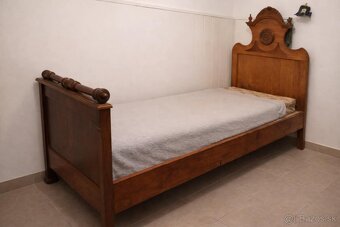 Starožitný nábytok - 3