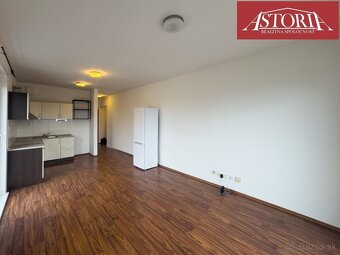Bright 3 - room Apartment with 2 Balconies | Walking Distanc - 3