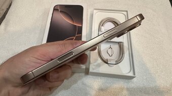 TOP iPhone 16 Pro Max GOLD - 3