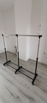 Stojan na oblečenie - 3
