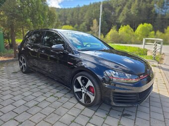 VW Golf 2.0 GTI DSG Performance - 3