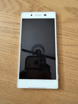 Sony Xperia Z5 (E6653) - 3