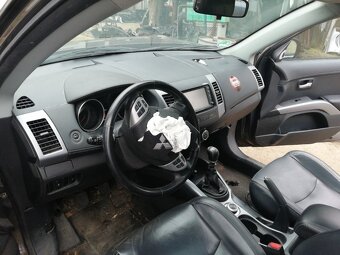 Mitsubishi Outlander 2.2DID - 3