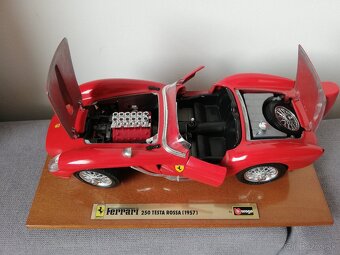 1:18 FERRARI 250 testarossa 1957  podstavec - 3