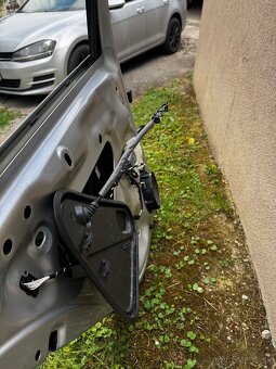 VW GOLF 7 combi ľavé zadné dvere KOMPLET - 3