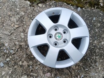 Predam elektrony 5x112r15 skoda - 3