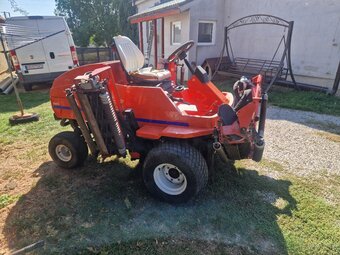 Predám Vretenovu kosačku Jacobsen LF 3810 - 3