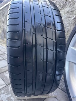 R19 235/35 nokian - 3
