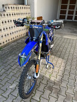 Yamaha YZF 450 - 3