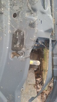 Predne čelo octavia 1 komplet - 3