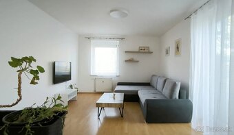 Dvojizbový byt, terasa, záhrada, 2x parkovanie - 3