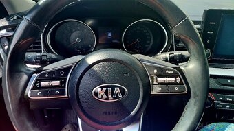 Kia ceed sw Gold T-GDI 117.5kw r. 2021 - 3