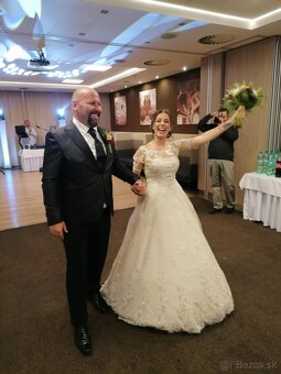 Svadobné šaty kupované v salóne - 3