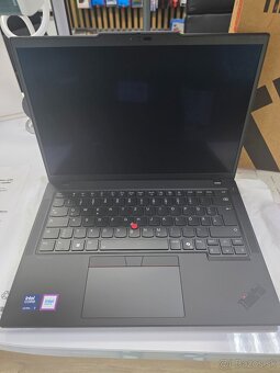 Lenovo ThinkPad T14 5gen - 3