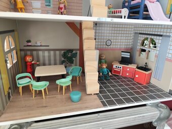 Domček na hranie s nabytkom - 3