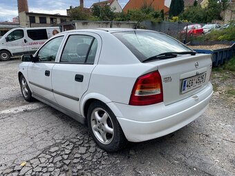 Opel Astra 1.6 16V - 3