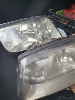 Predám predné svetlá na VW Bora - 3