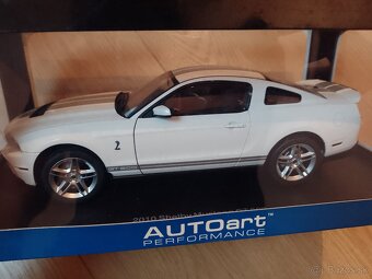 Shelby Mustang GT 500 Autoart - 3